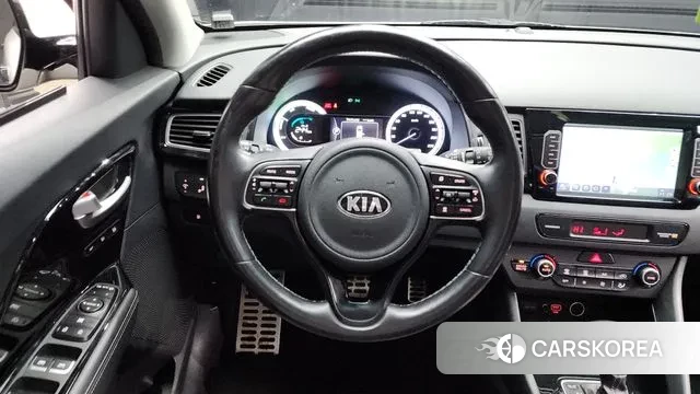 Kia Niro 2018 Белый из Кореи, фото 4