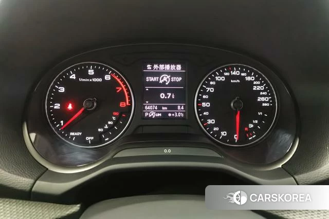 Audi Q2L 2021 Красный из Китая, фото 4