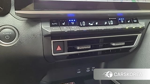 Toyota Camry (XV80) 2026 Серебряный из Кореи, фото 4