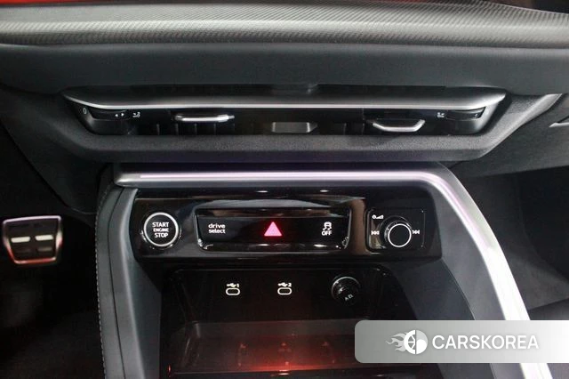 Audi Q5 (80A) 2025 Белый из Кореи, фото 4