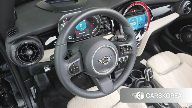 Mini Cooper S Convertible 2023 Черный из Кореи, фото 4