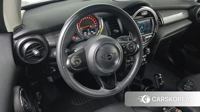 Mini Cooper 2020 Черный из Кореи, фото 4