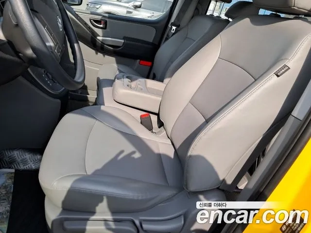 Hyundai The New Grand Starex 2019 Желтый из Кореи, фото 4
