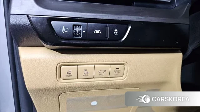 Kia Carnival 4th generation 2022 Серебряный из Кореи, фото 4