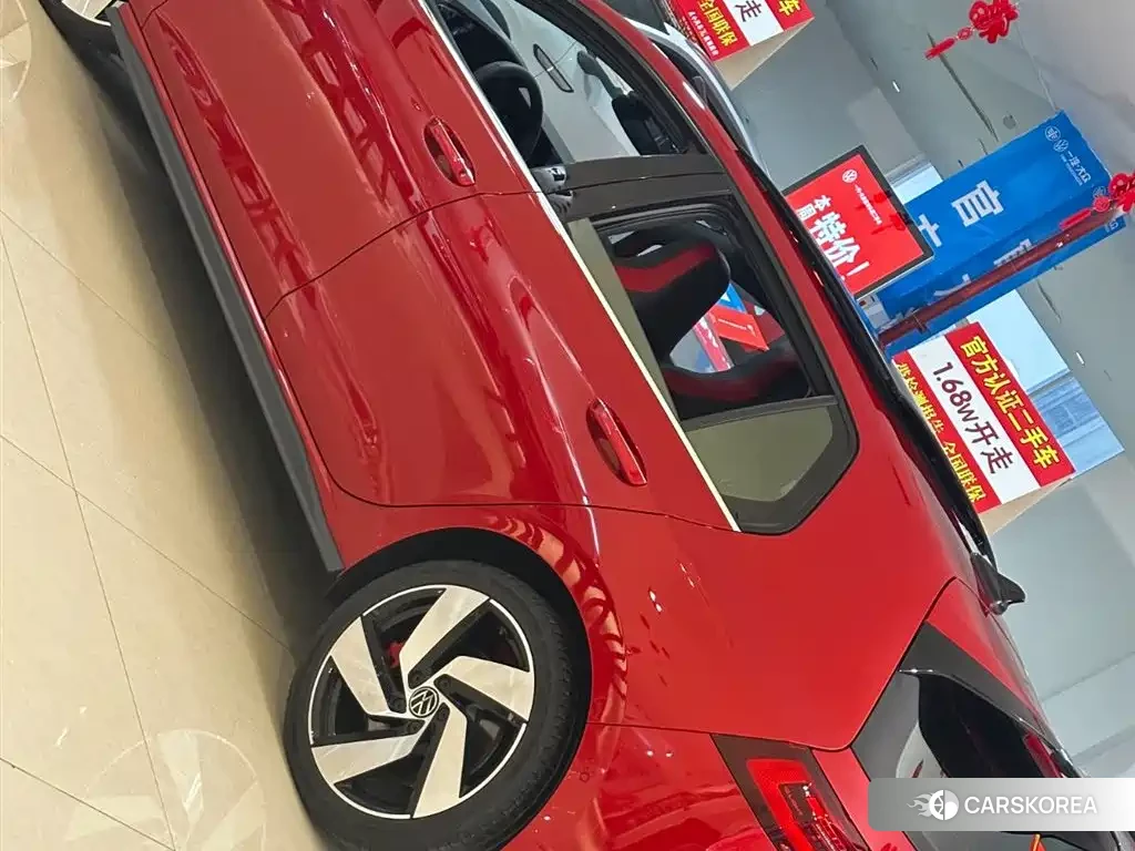 Volkswagen Golf 2022 Red/purple из Китая, фото 5