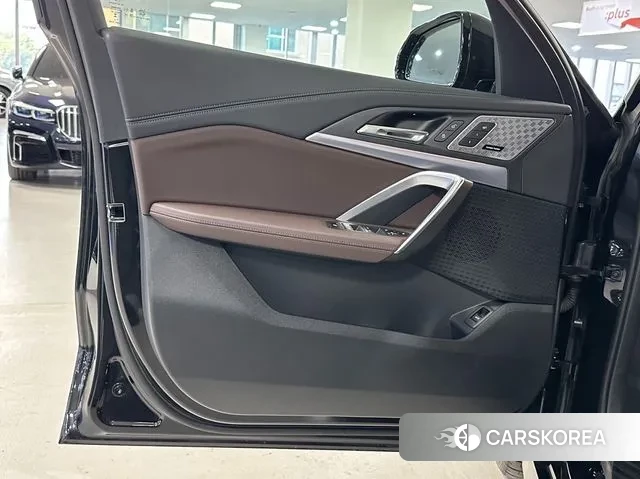 BMW X1 (U11) 2024 Черный из Кореи, фото 4