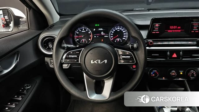 Kia The New K3 2nd generation 2023 Белый из Кореи, фото 4