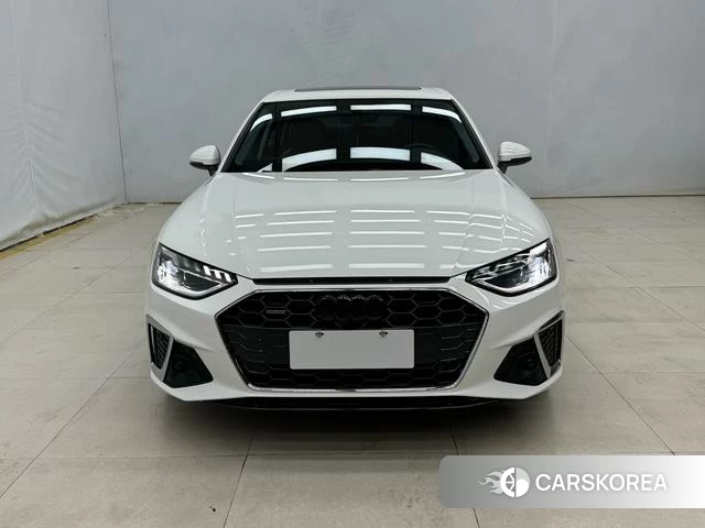 Audi A4L 2021 Белый из Китая, фото 4