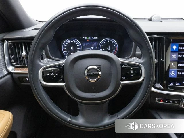 Volvo V60 Cross-Country 2nd Generation 2022 Синий нефрит из Кореи, фото 4