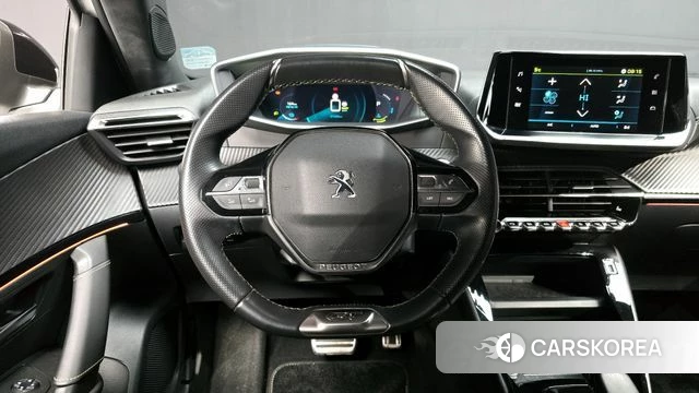 Peugeot e-2008 second generation 2021 Белый из Кореи, фото 4