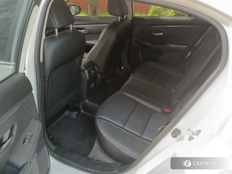 Nissan Sylphy 2026 Белый из Китая, фото 4