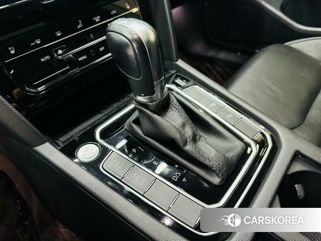 Volkswagen CC 2022 Белый из Китая, фото 4