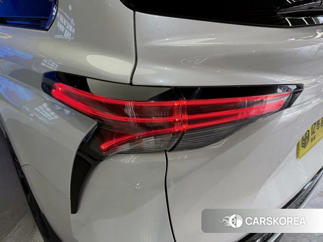Toyota Saina 2022 Белый из Китая, фото 4