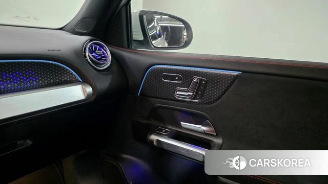 Mercedes-Benz GLB-Class X247 2025 Белый из Кореи, фото 4