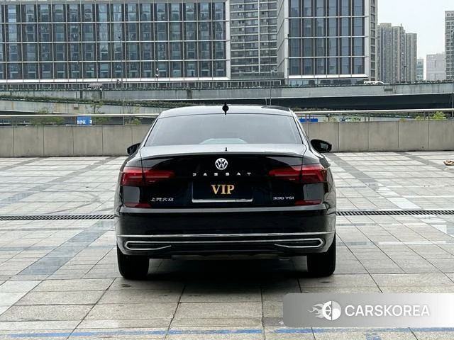 Volkswagen Passat 2021 Черный из Китая, фото 4