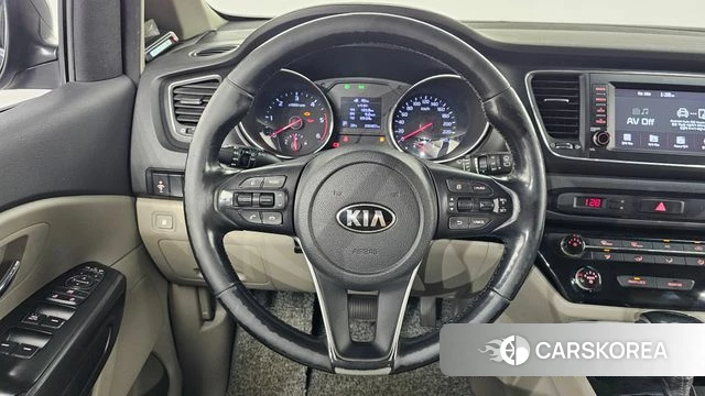 Kia The New Carnival 2018 Серый из Кореи, фото 4
