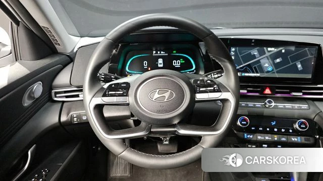 Hyundai The New Avante Hybrid (CN7) 2025 Белый из Кореи, фото 4