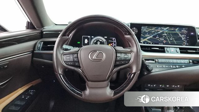 Lexus ES300h 7th generation 2018 Песочный из Кореи, фото 4