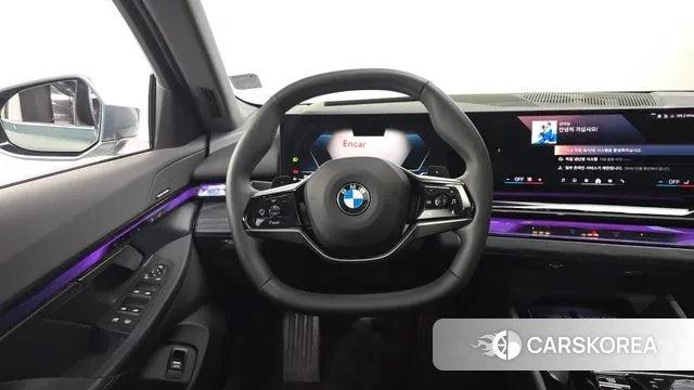 BMW 5 Series (G60) 2024 Небесно-голубой из Кореи, фото 4