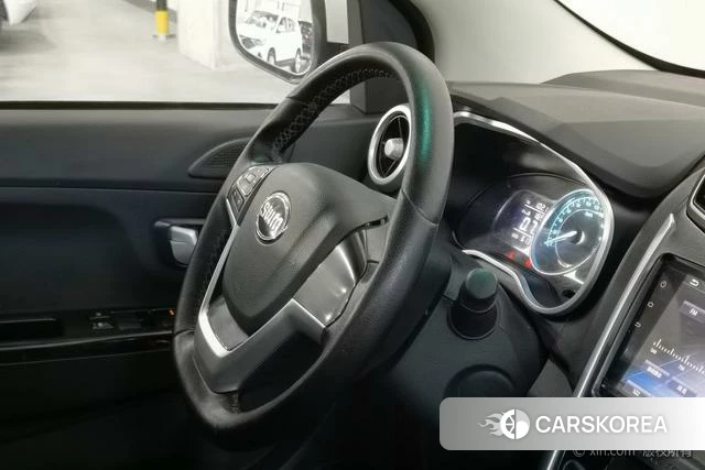 SWM Sway Motors Swift X3 2023 Белый из Китая, фото 4