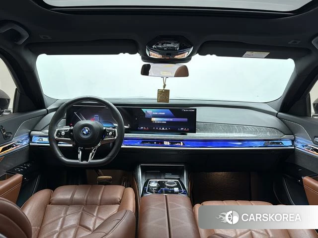 BMW i7 2023 Черный из Китая, фото 4