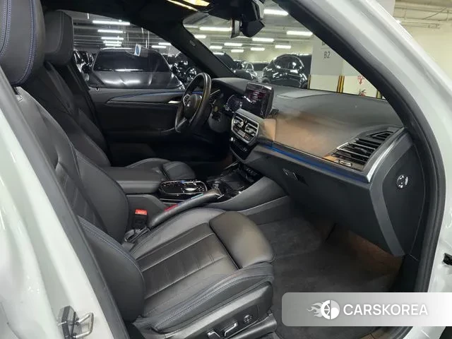 BMW iX3 2023 Белый из Кореи, фото 4