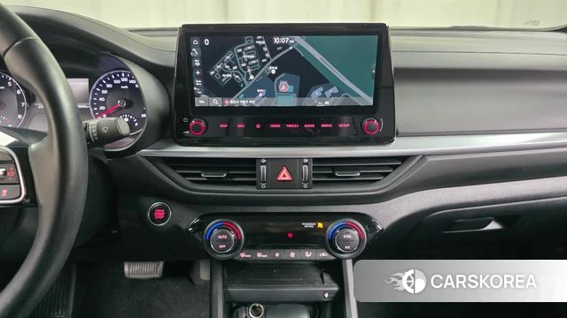 Kia The New K3 2nd generation 2022 Белый из Кореи, фото 4