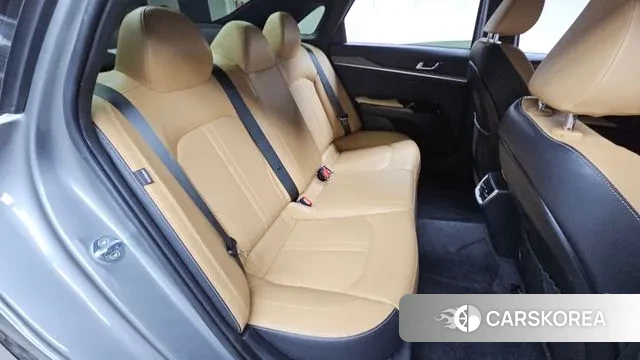 Kia K5 3rd generation 2022 Серебристо-серый из Кореи, фото 4