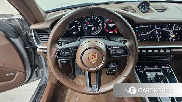 Porsche 911(992) 2022 Серебристо-серый из Кореи, фото 4