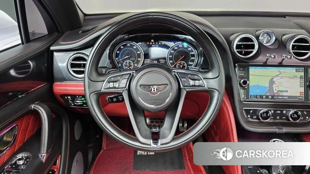 Bentley Bentayga 2018 Белый из Кореи, фото 4