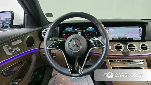 Mercedes-Benz E-Class W213 2021 Белый из Кореи, фото 4