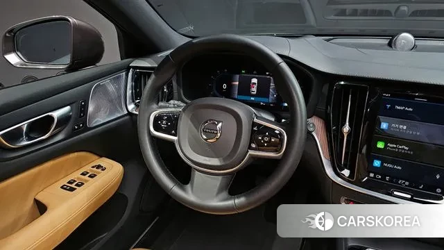 Volvo V60 Cross-Country 2nd Generation 2023 Серый из Кореи, фото 4