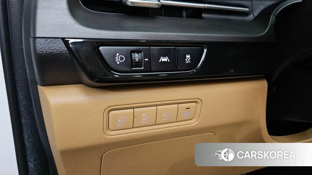 Kia Carnival 4th generation 2022 Белый из Кореи, фото 4