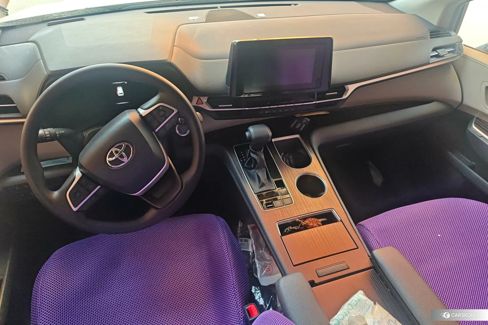 Toyota Saina 2023 Белый из Китая, фото 4