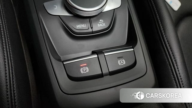 Audi Q2 2023 Белый из Кореи, фото 4