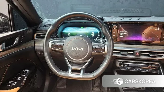 Kia K5 3rd generation 2023 Черный из Кореи, фото 4