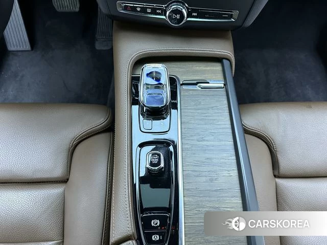 Volvo S90 2022 Темно-серый из Китая, фото 4