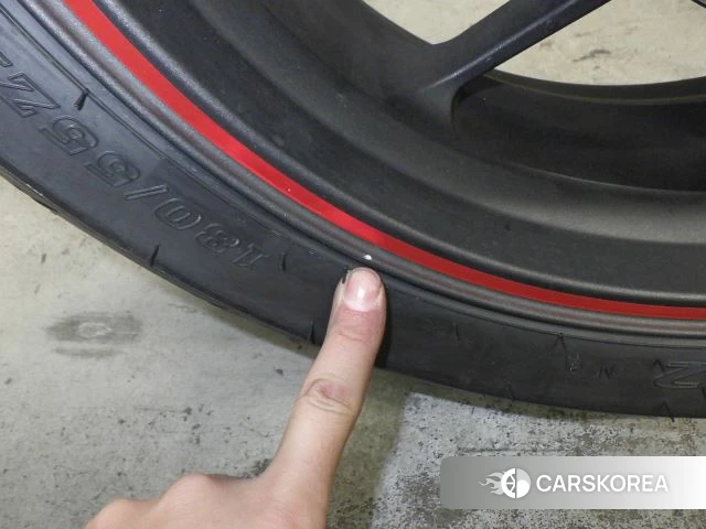 Проданный Honda CBR650R E-CLUTCH id 3997170 из Японии, фото 2