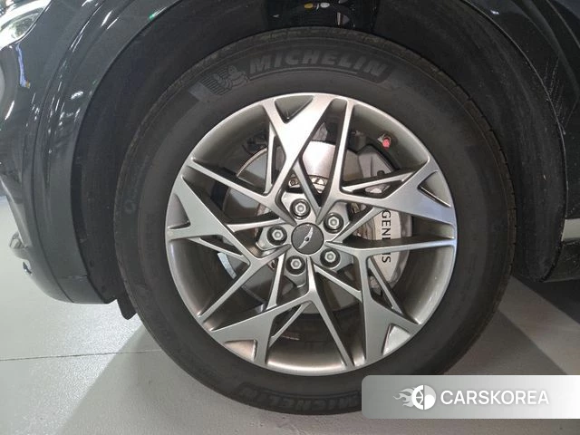 Genesis GV70 2023 Серый из Кореи, фото 4