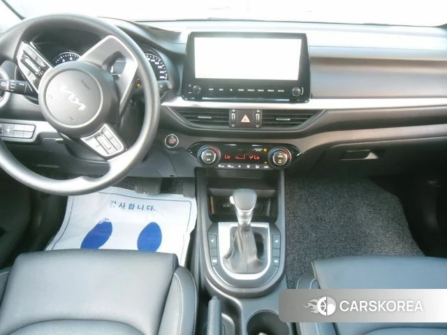 Kia The New K3 2nd generation 2024 Белый из Кореи, фото 4