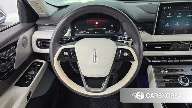 Lincoln Aviator 2nd generation 2021 Серый из Кореи, фото 4