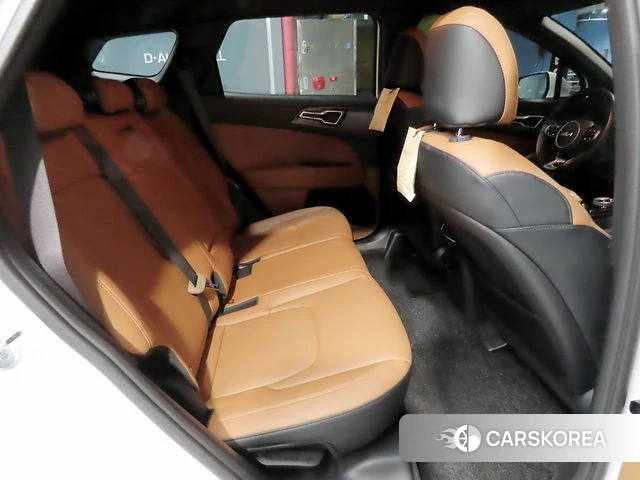 Kia Sportage 5th Generation 2024 Белый из Кореи, фото 4
