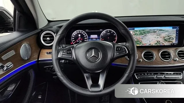 Mercedes-Benz E-Class W213 2018 Черный из Кореи, фото 4