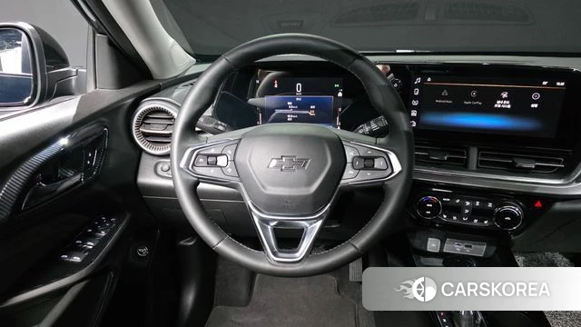 Chevrolet (GM Daewoo) Trax Crossover 2023 Черный из Кореи, фото 4