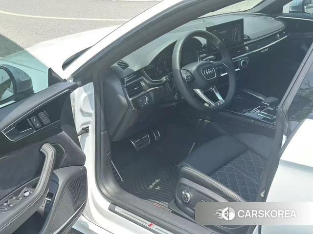 Audi S5 2022 Белый из Китая, фото 4