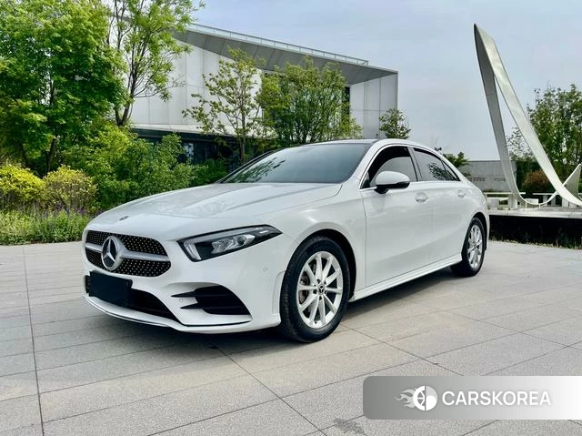 Mercedes-Benz Class A 2021 Белый из Китая, фото 4