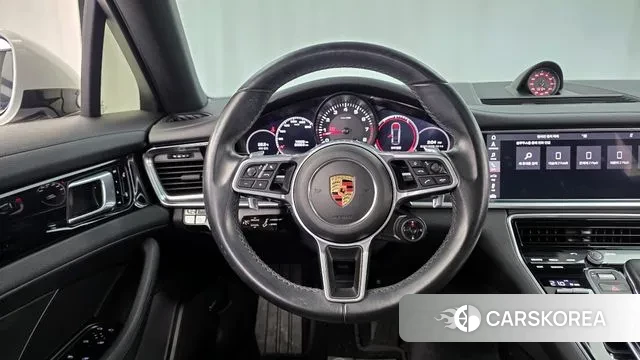 Porsche Panamera (971) 2018 Белый из Кореи, фото 4