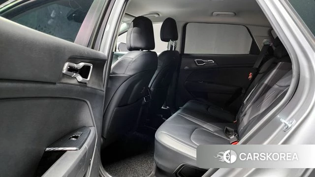 Kia Sportage 5th Generation Hybrid 2023 Серый из Кореи, фото 4