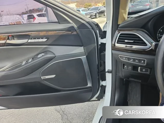 Genesis G90 2019 Белый из Кореи, фото 4