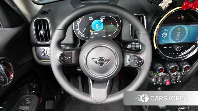 Mini Cooper Countryman 2022 Светло-серебряный цвет из Кореи, фото 4
